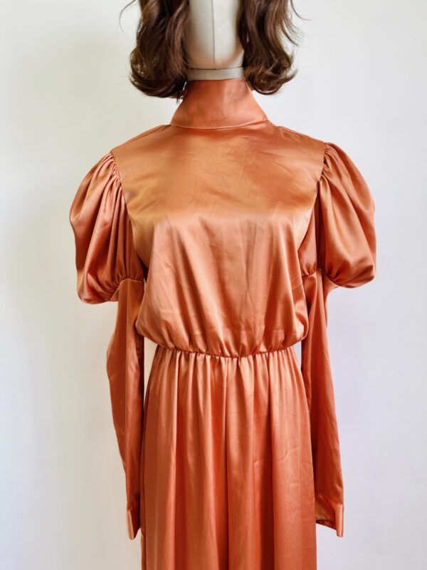 Mono satinado vintage Talla S-M - Image 2