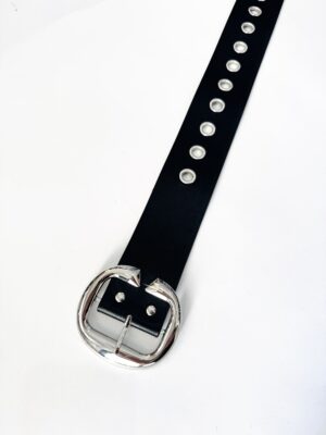 Cinto remaches grandes negro 90 cm