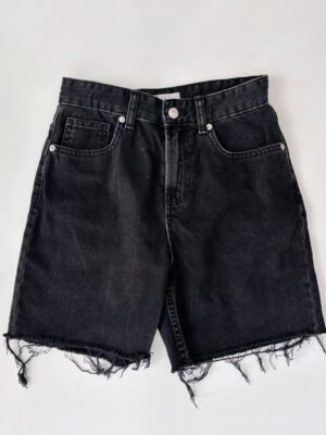 Bermuda negra Talla S