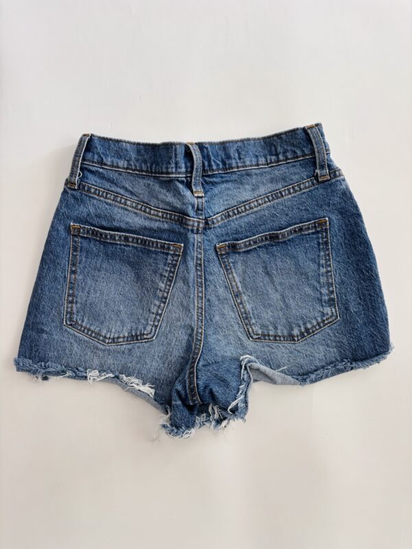 Short deslavado de mezclilla Talla XS - Image 3
