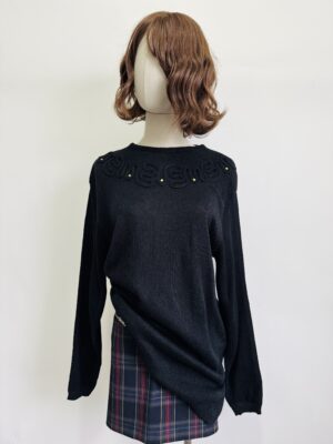 Blus贸n con bordado Talla S