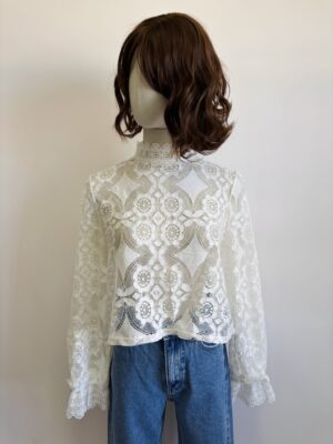 Blusa encaje corta Talla M-L