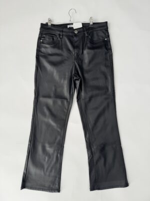Pantalon de vinipiel ZARA Talla 6