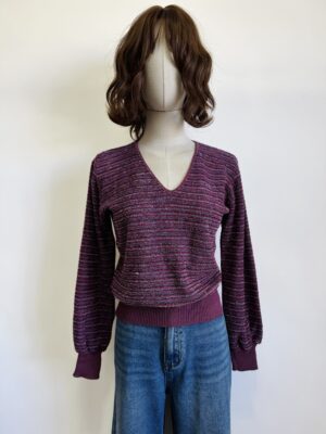 Sueter morado con brillos Talla S