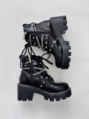 Botines con estoperoles 25 mx