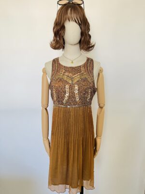 Vestido bohemio con aplicaciones Talla M