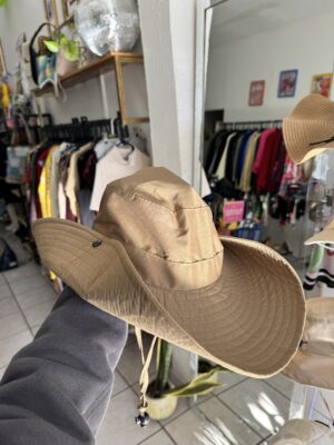 Sombrero pescador grande