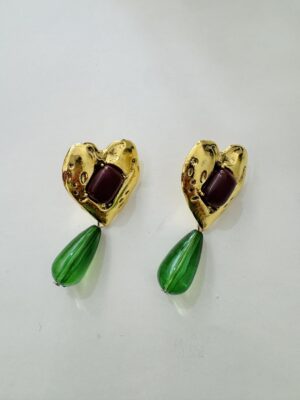 Aretes dorados gota verde