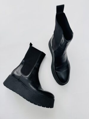 Botas plataforma zara Talla 24.5 mx