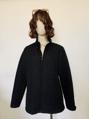 Chamarra negra con patron Talla XL