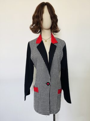 Saco a cuadros con detalles rojos Talla S