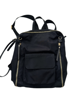 Mochila negra amplia