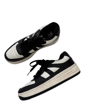 Tennis Kuromi Talla 26 MX
